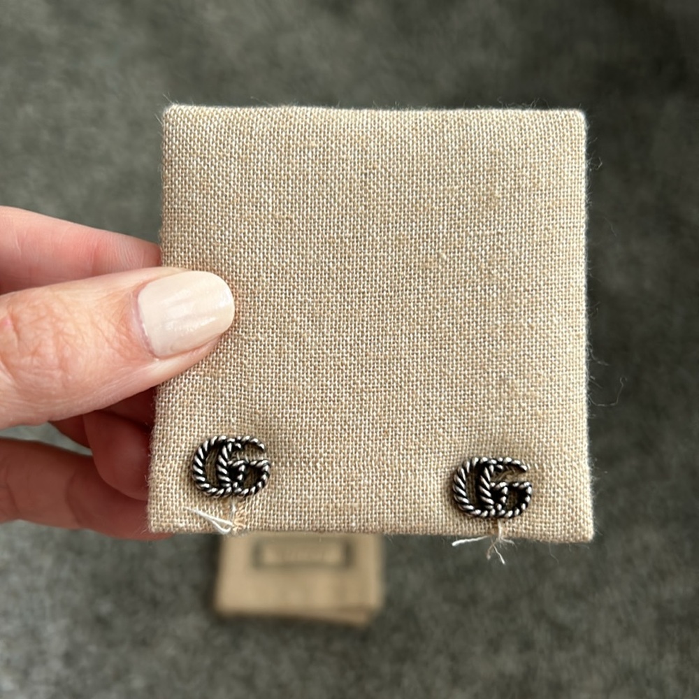 Gucci stud earrings in vintage silver - Picture 2 of 4
